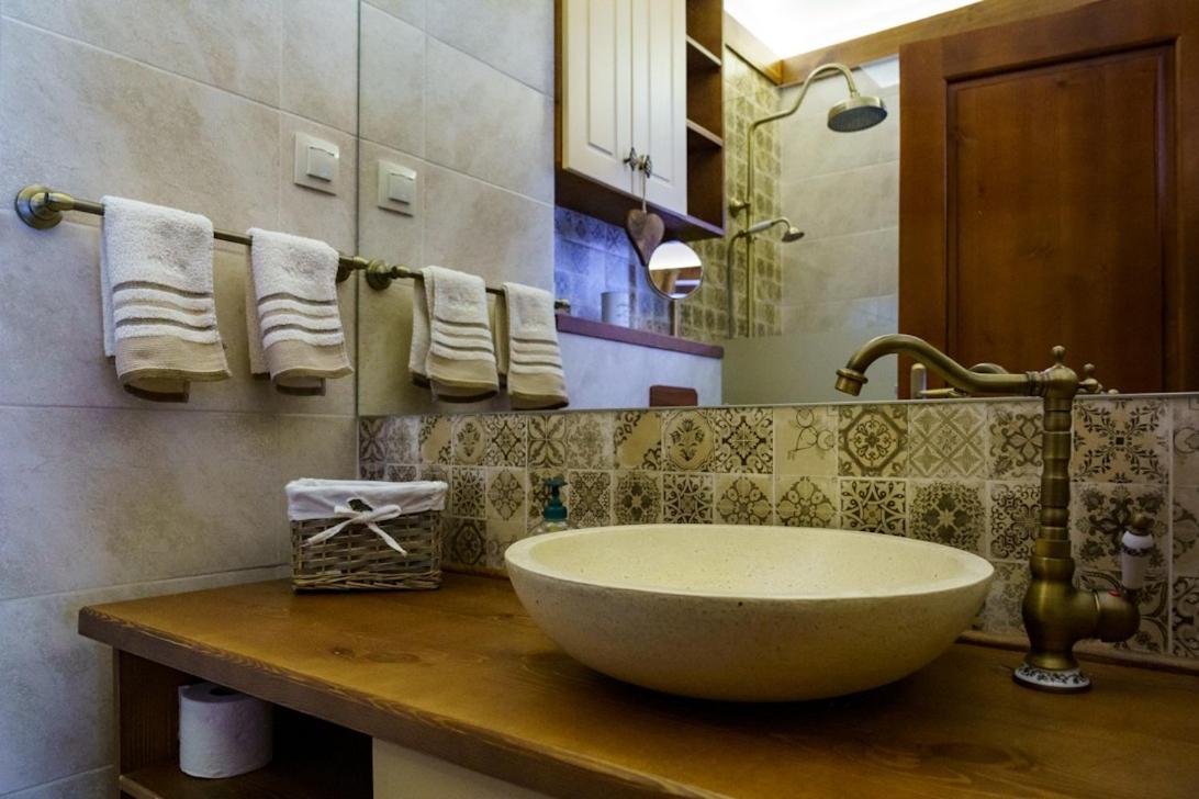 Mountain Villa Jordan- With Jacuzzi Raslog Exterior foto