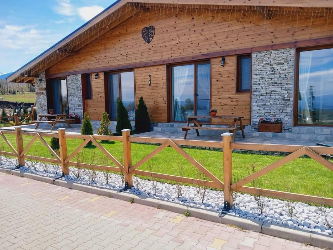 Mountain Villa Jordan- With Jacuzzi Raslog Exterior foto